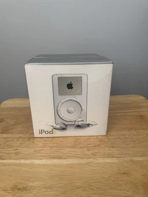 Apple iPod Classic 1st Generation 5GB In BOX - EXCELLENT CONDITION - READ - Image 1 of 4
