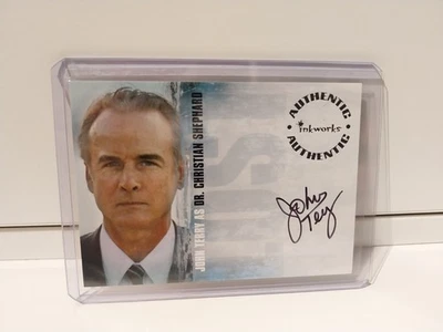LOST SEASON ONE - A7 - JOHN TERRY ALS DR CHRISTIAN SHEPHARD AUTOGRAMMKARTE (B) - Bild 1 von 2