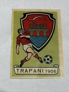 CALCIO; FIGURINA SCUDETTO SQUADRA DEL TRAPANI - Foto 1 di 2
