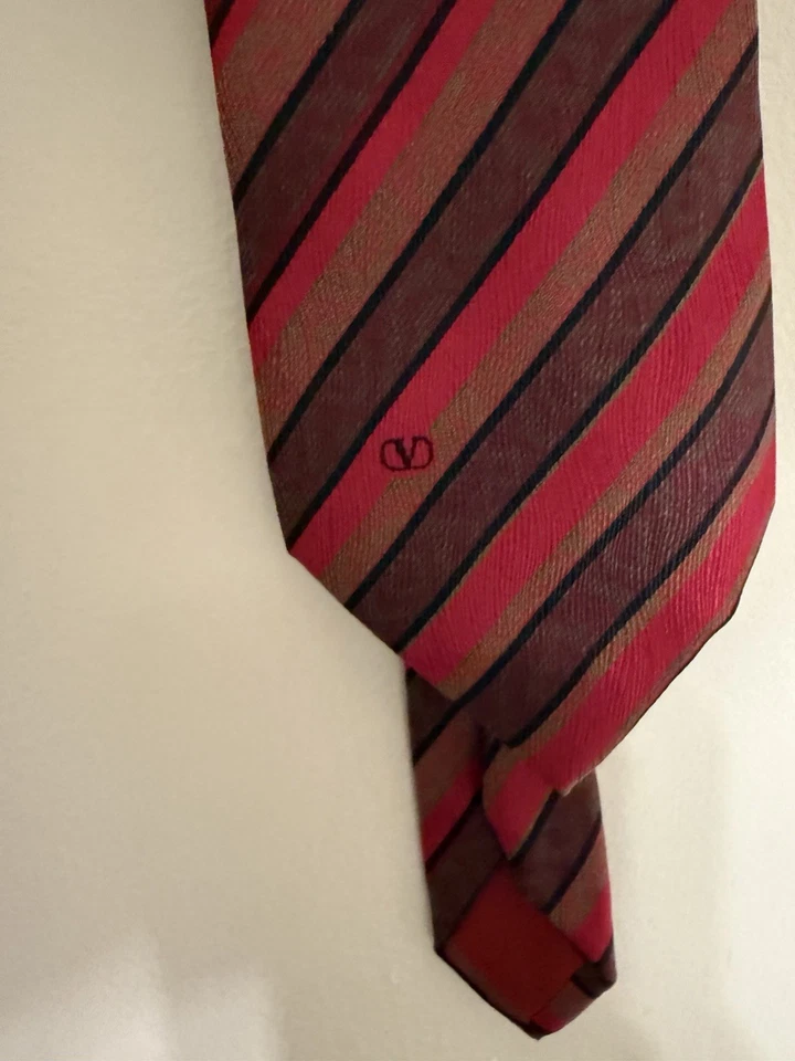 Valentino Men's Silk Tie Burgundy Red Striped Tie Luxury Italian Valentino Foto 1 de 4