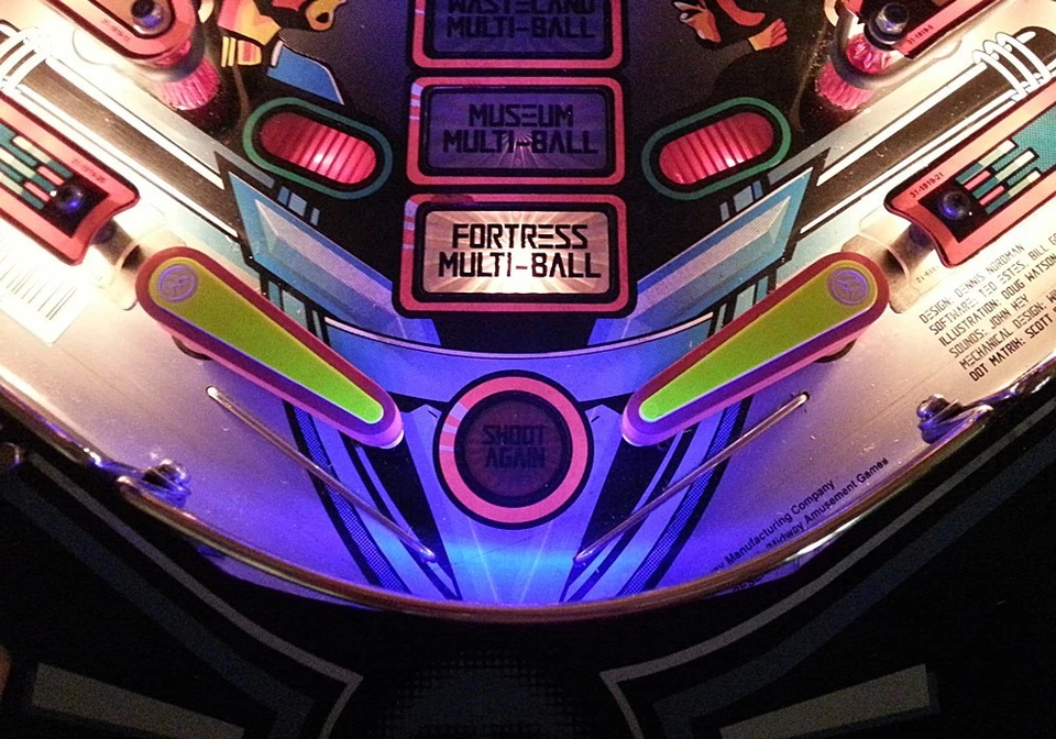 DEMOLITION MAN Pinball UV Flipper light Mod  - Image 1 of 1
