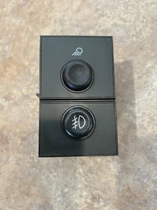 03-06 OEM GM Silverado Sierra Fog Cargo Light Switch 15076588 - Picture 1 of 5