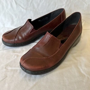 Clarks Women’s 8.5M Leather Shoes Burgundy Slip On Loafers 70426 - Picture 1 of 9