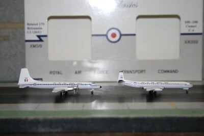 Aeroclassics 1:400 RAF Britannia and Comet (ACRAFTCSET) Model Plane - Image 1 of 4