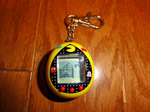 Mascota digital Tamagotchi Bandai 42851 PAC-MAN - nano amarillo - Imagen 1 de 10