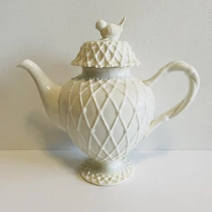 Tetera de porcelana marfil real Paris patrón de celosía remate de pájaro en tapa usada en excelente estado - Imagen 1 de 10