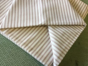 Ian Mankin fabric remnant by meter x137 cm Ticking stripe 1 POWDER  100% cotton - Picture 1 of 3
