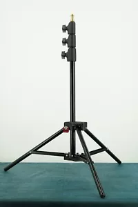Manfrotto 1051BAC Stand with Minor Defect – No ¼” Adapter - Picture 1 of 5