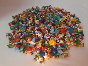 Ca 250 Ü- Ei Figuren der 90er Jahre - Bild 1 von 5