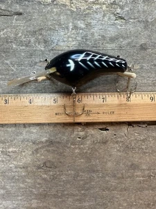 Vintage BAGLEY’S “DB3” Fishing Lure Very Rare Black Bones No Box - Picture 1 of 2