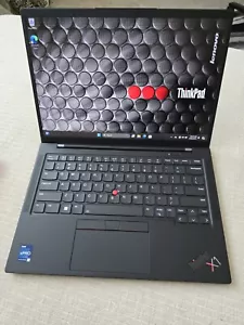 Lenovo ThinkPad X1 Carbon Gen 11 14" i7-1365U Touch, 32GB RAM 1TB, 2028 Wty LEGGI - Foto 1 di 17