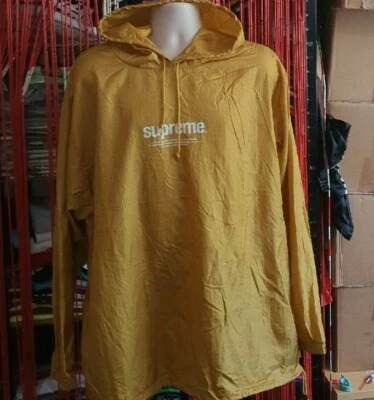 SS16 Supreme Nylon Embalable Poncho Dorado Talla XL Chaqueta Resistente al Agua Foto 1 de 4