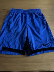 Nike Dri-Fit Youth Active Shorts Boys Med Elastic Waist Pockets Preowned - Picture 1 of 4