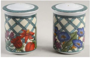 Dansk Nordic Garden-Lattice & Ribbon Salt & Pepper Set 1H/4H Height: 3 in - Picture 1 of 7