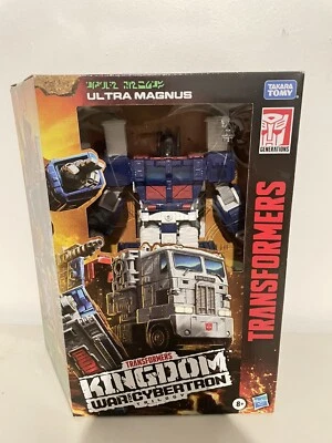 TRANSFORMERS KINGDOM WAR FOR CYBERTRON ULTRA MAGNUS FIGURE WFC-K20 - Image 1 of 3