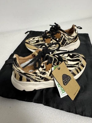 Flower Mountain Shoes Womens Size 5.5 Zebra Animal Print Cork Sole FM21015 New - Imagem 1 de 4