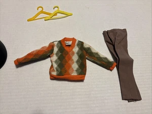 Ken Outfit 1973 #7758 Pantalones Y Tejido Naranja Argyle Suéter Combo - Imagen 1 de 5