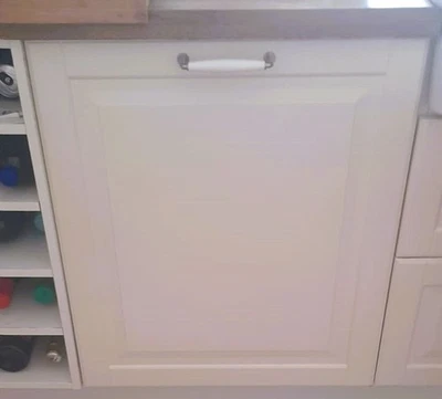 Whirlpool Lavastoviglie da incasso 7653/1  A++ 3 cestelli + cestino portaposate - Immagine 1 di 4