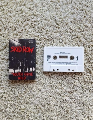 Skid Row - Youth Gone Wild - Cassette Single 1989 Atlantic Records 4-88935 SR - Image 1 of 4