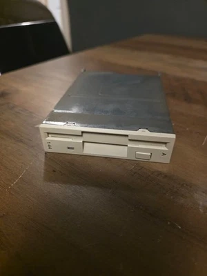 1.44MB 3.5" Floppy Disk Drive - Image 1 of 2