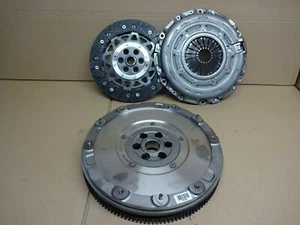 Zweimassenschwungrad Kupplung Satz Orig. BMW Mini N18 Cooper R55-R61 7595577 NEU - Picture 1 of 7