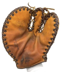 VINTAGE AMERICAN EAGLE TED KLUSZEWSKI TRAPPER MODEL 7027 SPIEGEL BASEBALL GLOVE - Picture 1 of 8