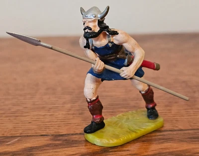 GUERRERO VIKINGO Empuñando una lanza - PLÁSTICO HAUSSER ELASTOLINA - ESCALA 7 CM Foto 1 de 4