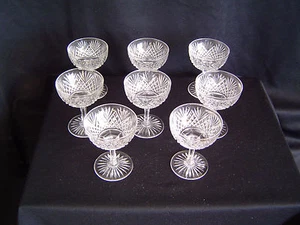 Juego de 8 champanes de cristal con plomo cortados a mano alrededor de 1925 - Imagen 1 de 4