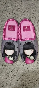 winter slippers for girls - Picture 1 of 4