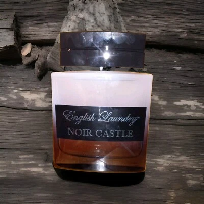 Castillo Noir 2 piezas de lavandería inglesa. EDP de 3,4 oz con el gel 3 en 1  Foto 1 de 4