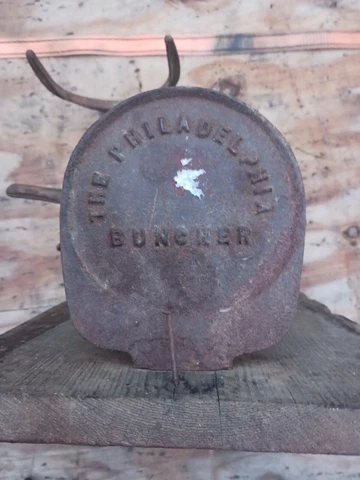 Antique Iron Philadelphia Champion Asparagus Cropping Tool lot Cover