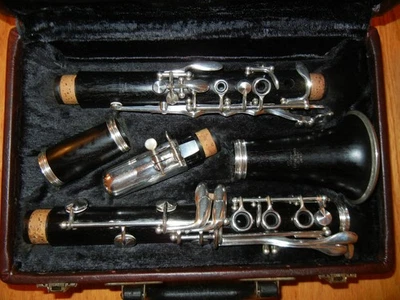 Yamaha YCL-52 Profesional Madera Bb: Re-pad reciente más boquilla Vandoren M13! Foto 1 de 4