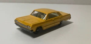 MATCHBOX Lesney No. 20 CHEVROLET IMPALA TAXI - White Interior - ENGLAND - Picture 1 of 7