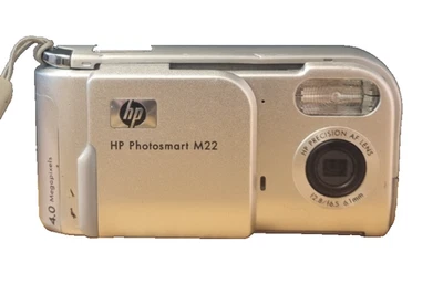 HP Photosmart M22 4MP Compact Digital Camera - Silver (K40) - Image 1 of 4