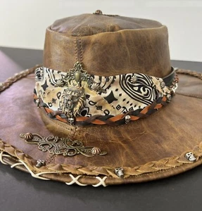 vintage leather biker hat Lion Hunt - Picture 1 of 12