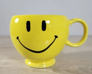 Big Smiley Face Jumbo Yellow Mug Teleflora Happy Snile Coffee Cup - Picture 1 of 6