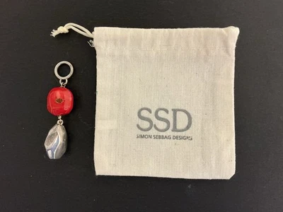 Colgante para collar Simon Sebbag de plata de ley y coral Foto 1 de 2