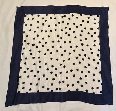 Bufanda de seda Echo vintage azul marino blanco lunares dobladillo enrollado clásica 30x30 Foto 1 de 4