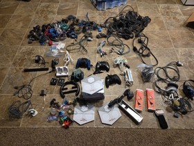 Huge Video game Reseller Lot