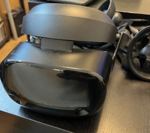 Samsung HMD Odyssey Plus Windows Mixed Reality Headset, Faulty: screen issues - Picture 1 of 6