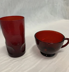 Red Ruby Vintage Thumbprint Curved Juice Glass and Cup - Picture 1 of 6