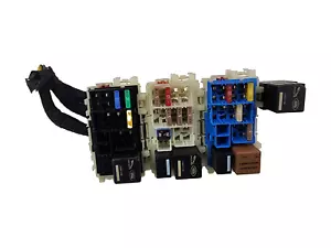 2015 Land Rover Discovery Complete Multifunctional Fuse Box BJ32-14B192-CA OEM - Picture 1 of 12
