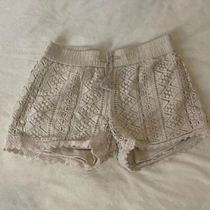 Wonder Nation Cream Lace Drawstring Shorts Youth Size Medium - Picture 1 of 4
