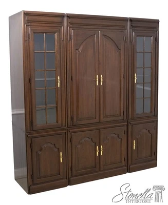 70428: HARDEN Cherry Large 3 Piece Bar Liquor Cabinet Unit - Image 1 of 4