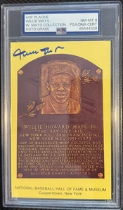Willie Mays Signed Auto HOF Plaque Postcard from Willie Mays Collection - PSA 8 - Picture 1 of 1