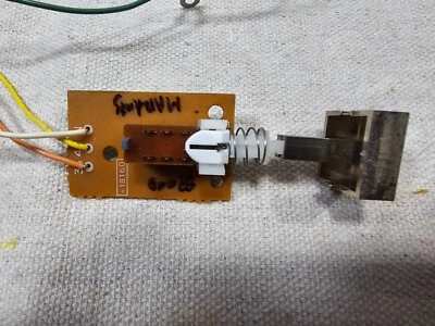 Marantz TT-240 Turntable Pitch Dial, Speed Button, Circuit Boards - Image 1 of 4