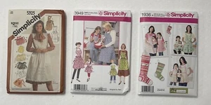 UNCUT Lot Of 3 Apron Sewing Patterns - Simplicity - Picture 1 of 4