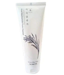 Limpiador de espuma de niacinamida de arroz GLAMFOX 8,11 oz - CADUCIDAD: 2027 - Imagen 1 de 1
