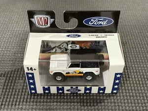 1976 FORD BRONCO 2024 M2 MACHINES AUTOTHENTICS GOLD CHASE 1/750 R91 24-68 - Picture 1 of 9