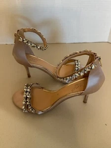 Jewel Badgley Mischka Tacones 8 Ligeramente Usados Hecho en China Beige - Imagen 1 de 16